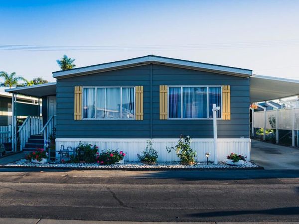 280 Columbia Place, Unit 48, Oxnard, CA 93033