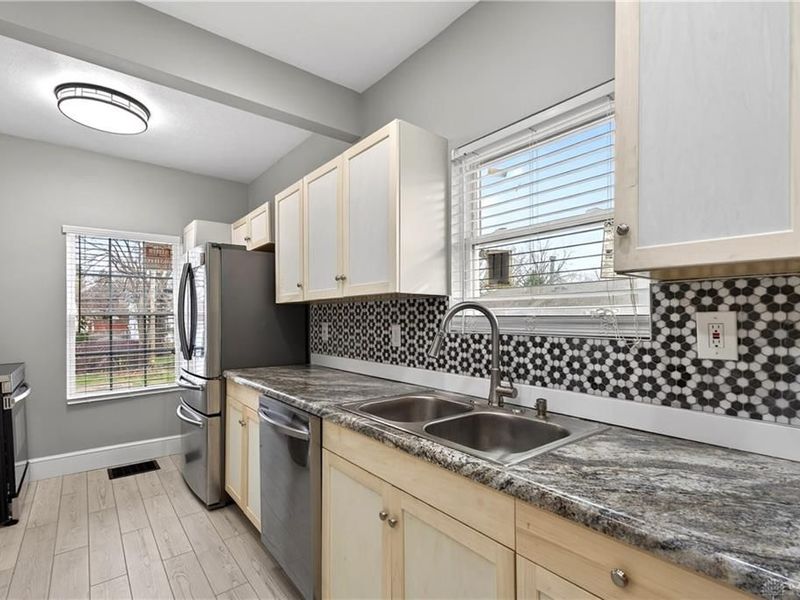 1245 Patterson Road, Dayton, OH 45420 Photo 18