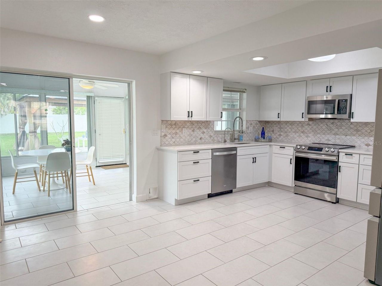 1044 51st Avenue N, Saint Petersburg, FL 33703 Photo