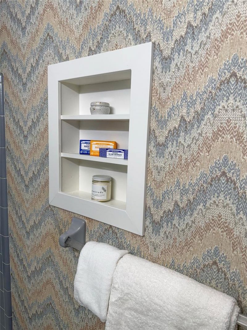 1044 51st Avenue N, Saint Petersburg, FL 33703 Photo