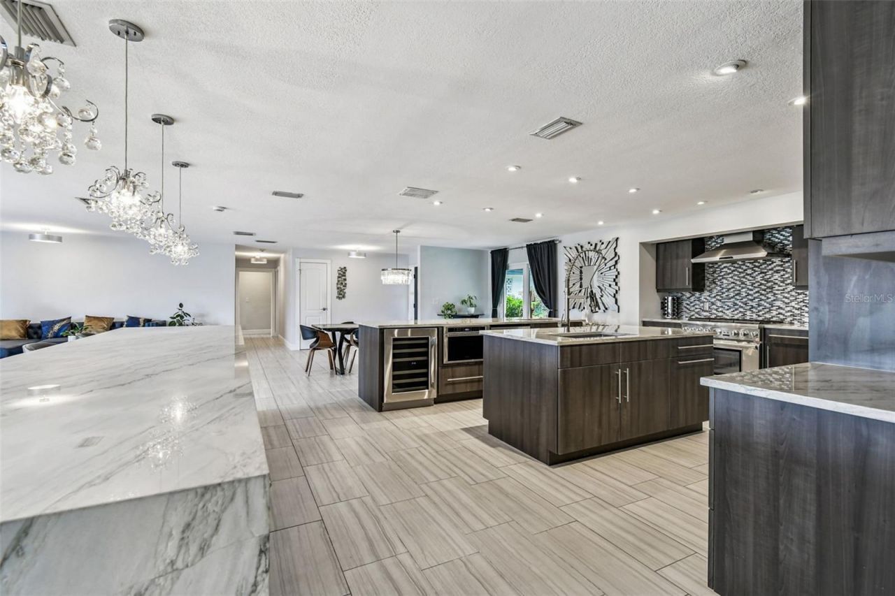 221 Howard Drive, Belleair Beach, FL 33786 Photo