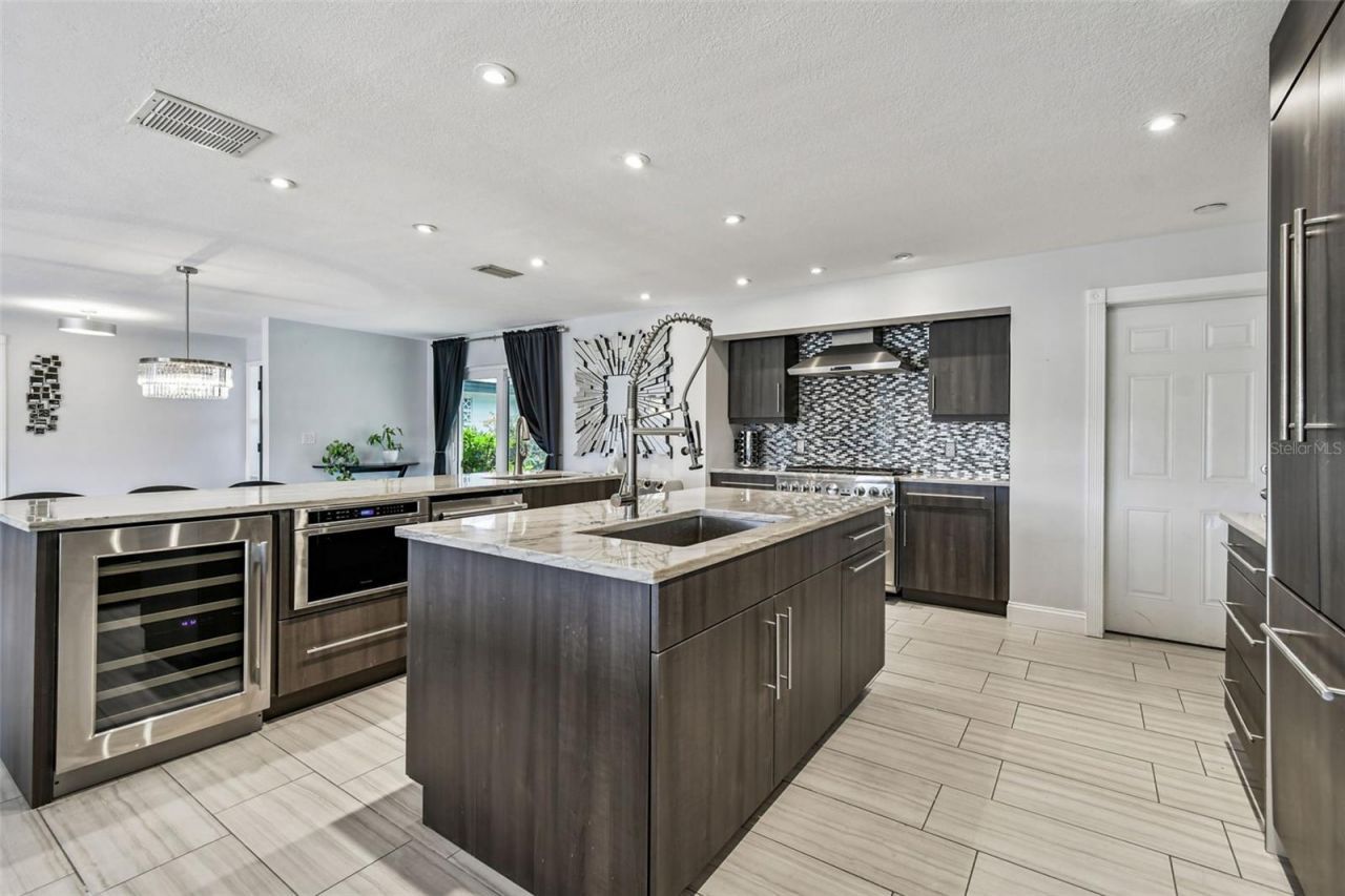 221 Howard Drive, Belleair Beach, FL 33786 Photo