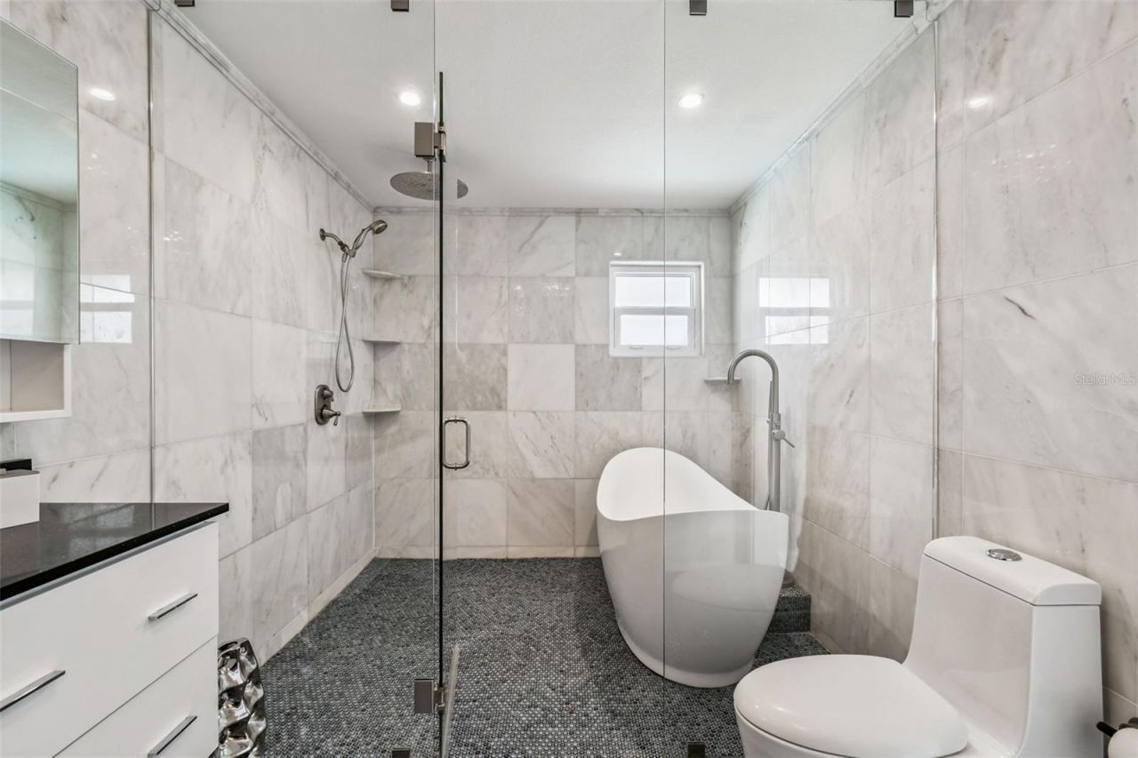 221 Howard Drive, Belleair Beach, FL 33786 Photo