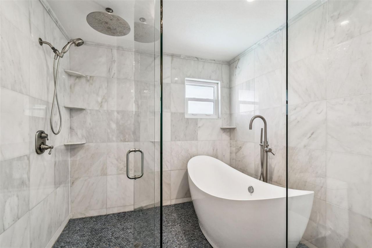 221 Howard Drive, Belleair Beach, FL 33786 Photo