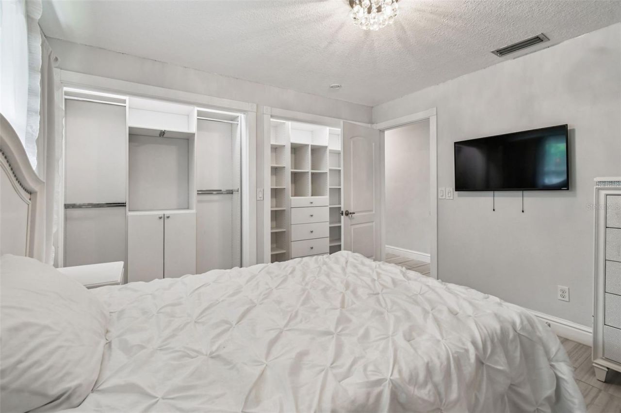 221 Howard Drive, Belleair Beach, FL 33786 Photo