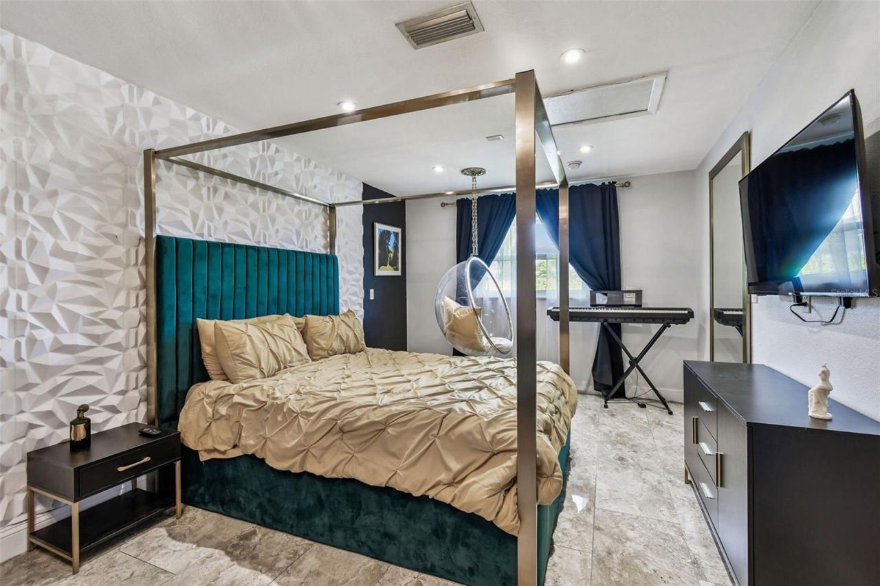 221 Howard Drive, Belleair Beach, FL 33786 Photo