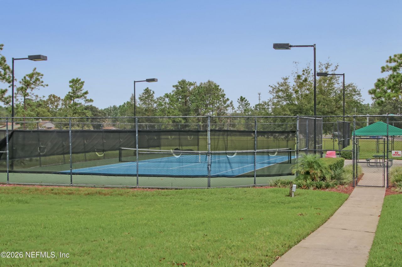 8457 Sugartree Drive, Jacksonville, FL 32244 Photo