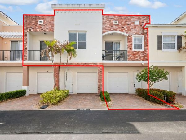 10520 SW Stephanie Way SW, Unit 2-203, Port St. Lucie, FL 34987
