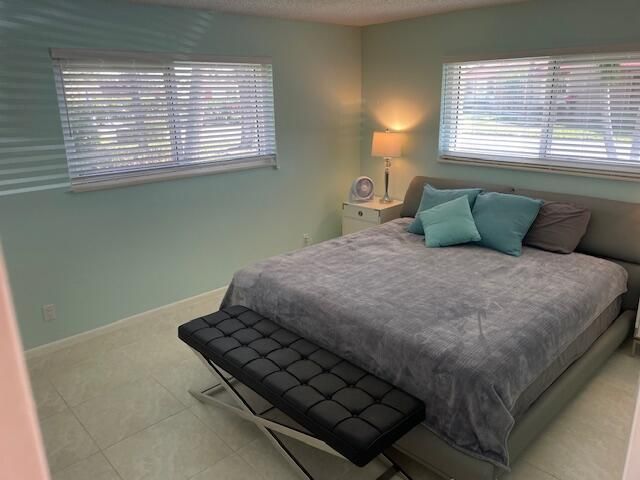 307 Lake Evelyn Drive, West Palm Beach, FL 33411 Photo