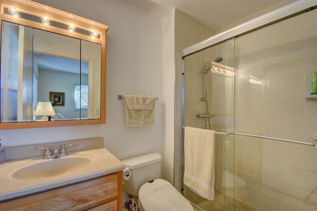 307 Lake Evelyn Drive, West Palm Beach, FL 33411 Photo