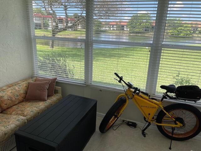 307 Lake Evelyn Drive, West Palm Beach, FL 33411 Photo