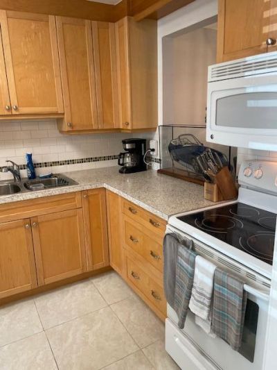 307 Lake Evelyn Drive, West Palm Beach, FL 33411 Photo