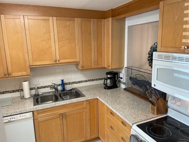 307 Lake Evelyn Drive, West Palm Beach, FL 33411 Photo
