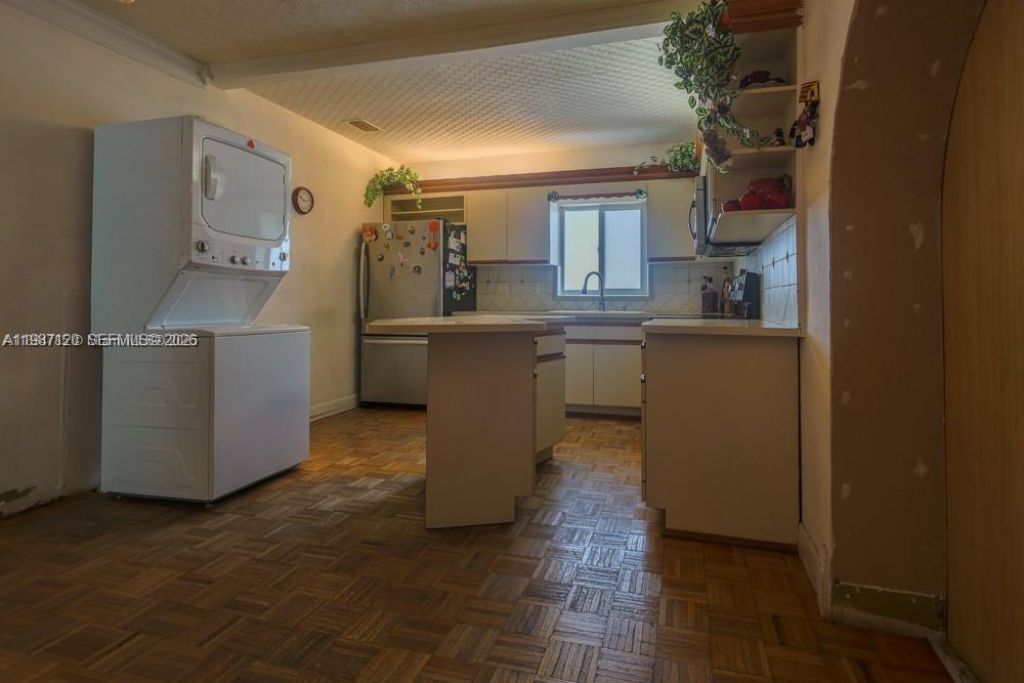 3495 W 2nd Ave , Hialeah, FL 33012 Photo