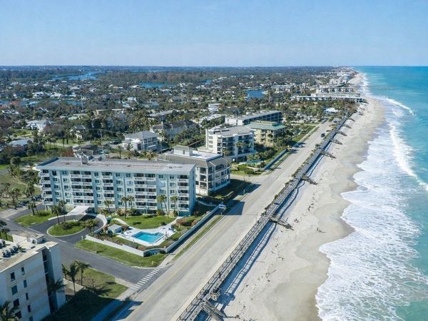 4049 Ocean Drive, Unit 204, Vero Beach, FL 32963