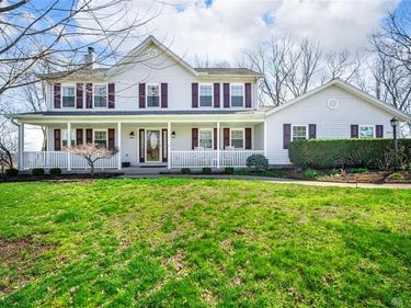 1514 View Point Drive, Beavercreek, OH 45434