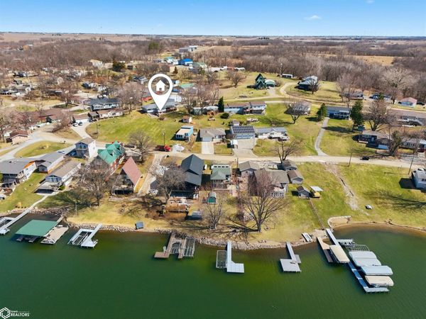120 Lakeview Drive, Montezuma, IA 50171
