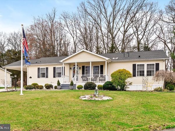 11 MULBERRY DR, CREAM RIDGE, NJ 08514