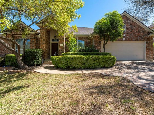 1906 Holly Hill DR, Leander, TX 78641