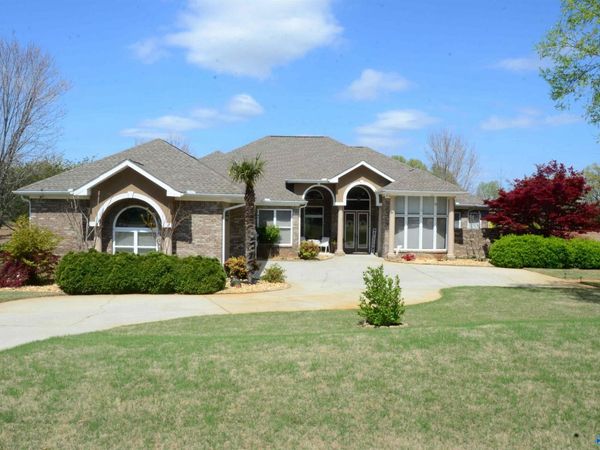 12820 Saint Andrews Drive, Athens, AL 35611