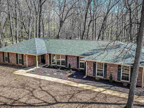 10115 Bluff Drive, Huntsville, AL 35803