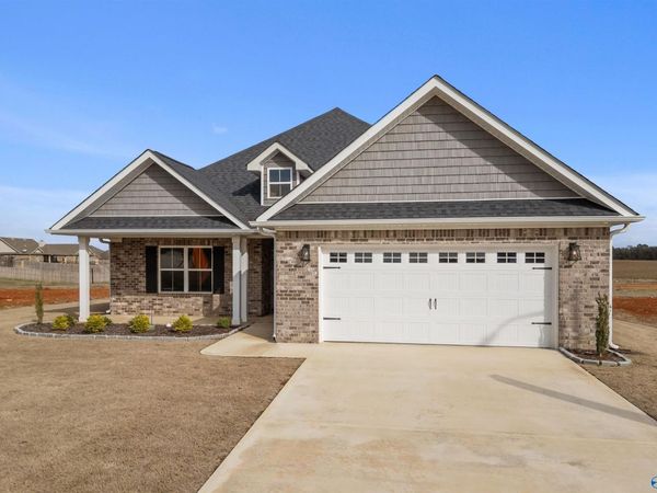 125 Old Forest Road, Meridianville, AL 35759