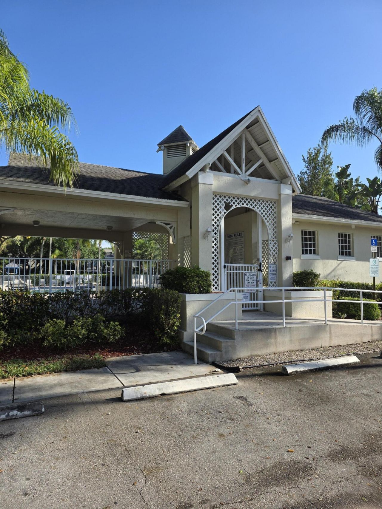 10851 Palm Ridge Lane, Tamarac, FL 33321 Photo