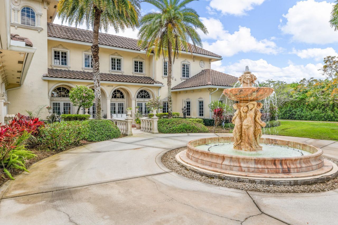 14535 Draft Horse Lane, Wellington, FL 33414 Photo