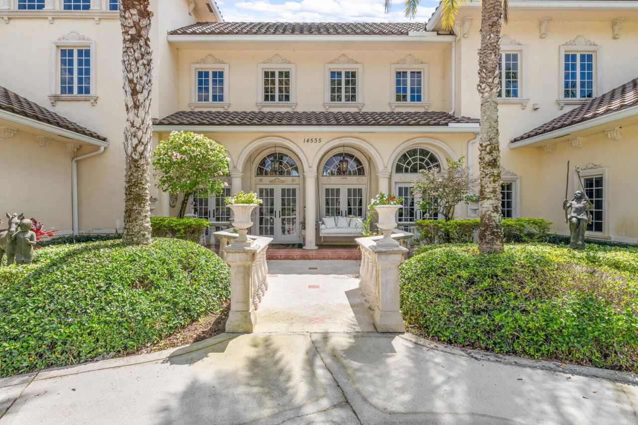 14535 Draft Horse Lane, Wellington, FL 33414 Photo