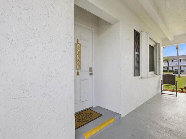 1415 SW 27th Avenue, Unit 104, Delray Beach, FL 33445