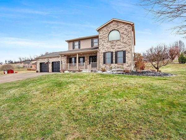 774 Vernon Dr, Rostraver Twp, PA 15012