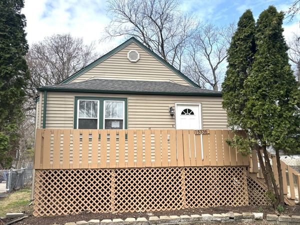 15336 S Kenton Avenue , Oak Forest, IL 60452