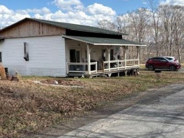 3805 Horseshoe Creek Road, Victor, VICTOR, WV 25938