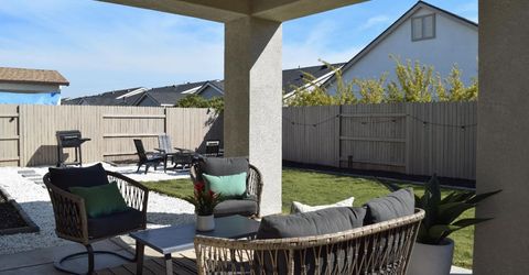 2064 Longmire Loop, Roseville, CA 95747 Photo