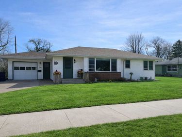 738 Center Street, Tracy, MN 56175