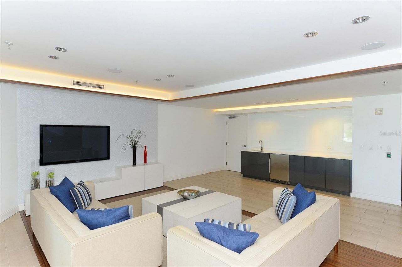 1771 Ringling Boulevard , Unit 603, Sarasota, FL 34236 Photo