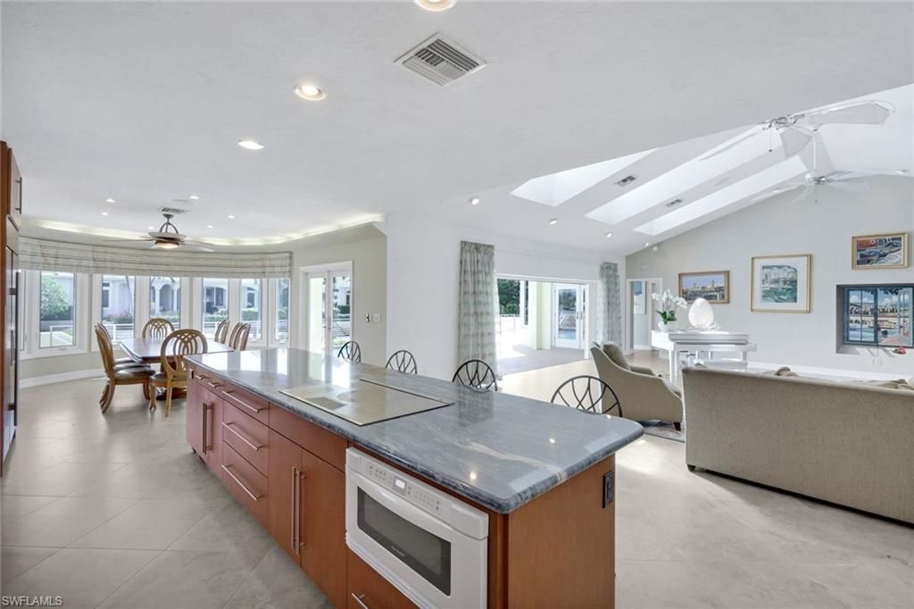 2147 Snook Dr, Naples, FL 34102 Photo