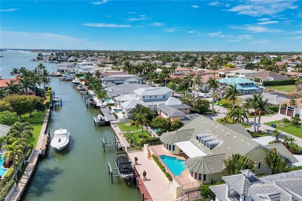 2147 Snook Dr, Naples, FL 34102 Photo