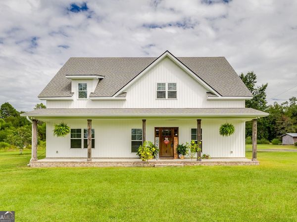 3790 Old Dixie S, Springfield, GA 31329