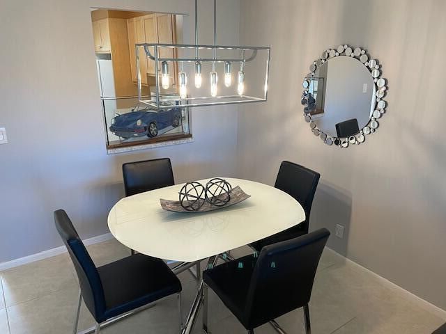 307 Lake Evelyn Drive, West Palm Beach, FL 33411 Photo