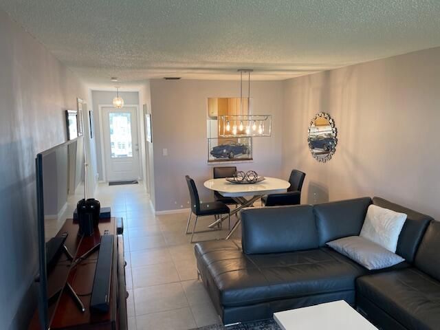 307 Lake Evelyn Drive, West Palm Beach, FL 33411 Photo