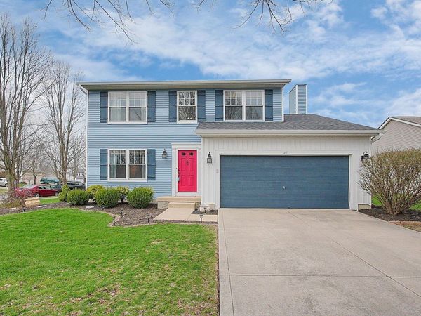 27 Barrhill Drive, Delaware, OH 43015
