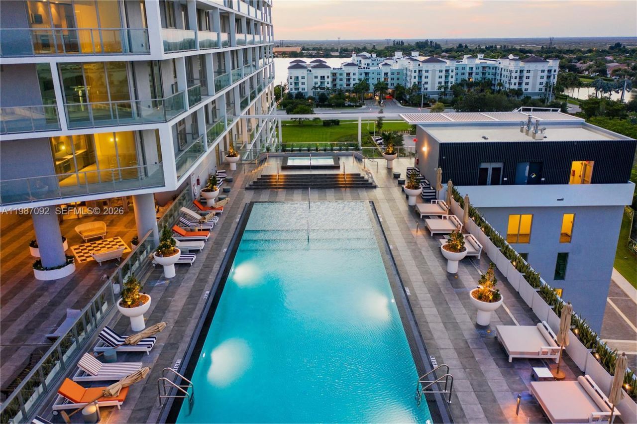 2000 Metropica Way, Unit 201, Sunrise, FL 33323 Photo