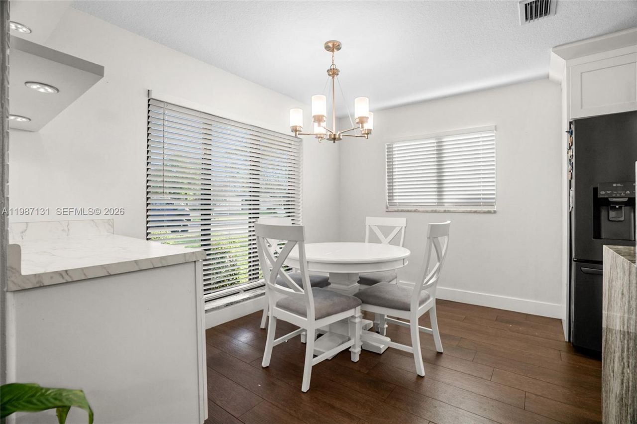 9841 NW 24th St , Coral Springs, FL 33065 Photo