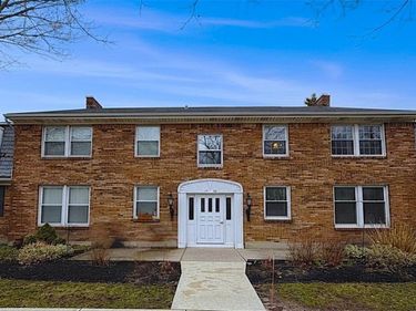 1340 Maple Road, Unit 8, Buffalo, NY 14221