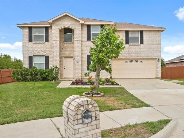 713 Kinston Court, Wylie, TX 75098
