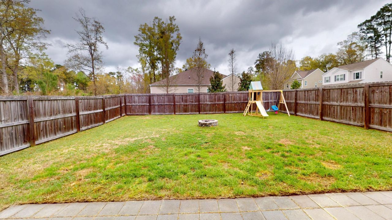 208 Roanoke Hill Court Photo 24