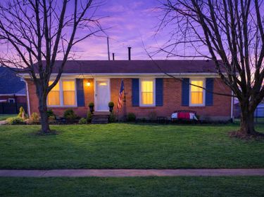 107 Loy Street, Versailles, KY 40383
