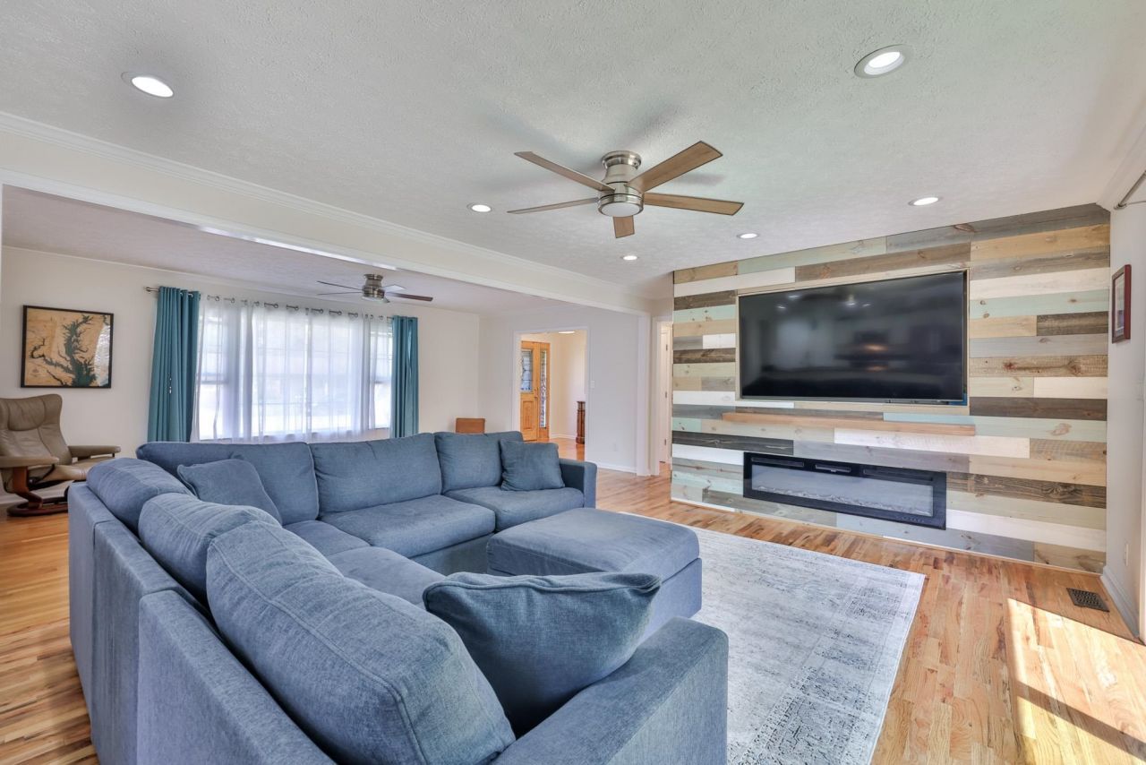 27 Plantation Rd. Photo 10