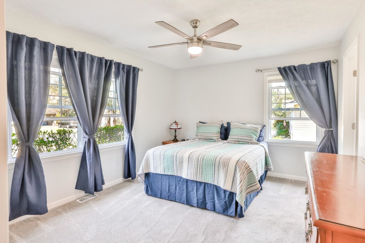 27 Plantation Rd. Photo 13